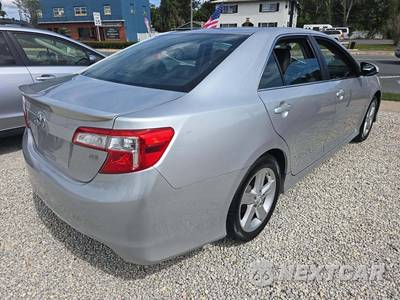2014 Toyota Camry SE - zdjęcie 3 z 26 - miniatura