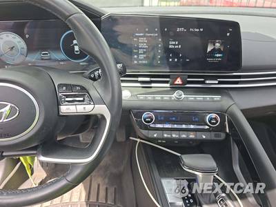 2023 Hyundai Elantra Limited - zdjęcie 10 z 24 - miniatura