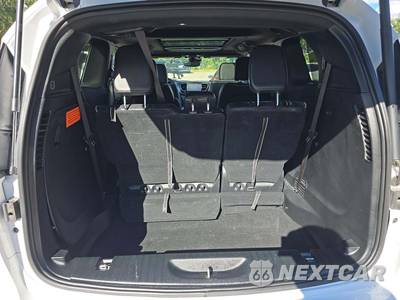 2025 Chrysler Pacifica Limited 121.6" WB - zdjęcie 15 z 25 - miniatura