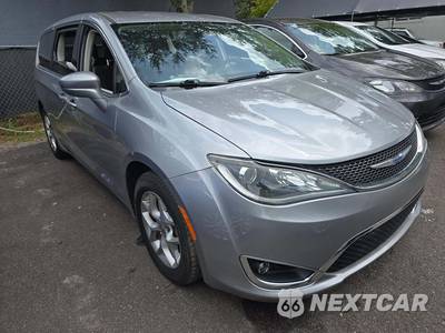 2019 Chrysler Pacifica Touring Plus 121.6" WB - zdjęcie 4 z 26 - miniatura