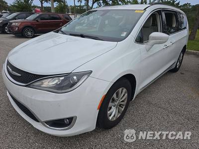 2017 Chrysler Pacifica Touring L 121.6" WB - zdjęcie 1 z 26 - miniatura