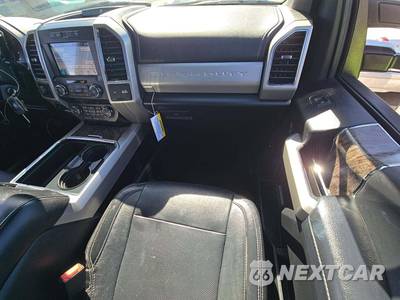 2019 Ford Super Duty F-350 Lariat Extended Cab Medium Bed w/Rear Doors - zdjęcie 19 z 24 - miniatura
