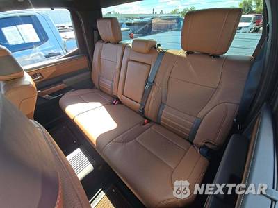 2026 Toyota Tundra i-FORCE MAX 1794 Edition Crew Cab Short Bed - zdjęcie 13 z 23 - miniatura