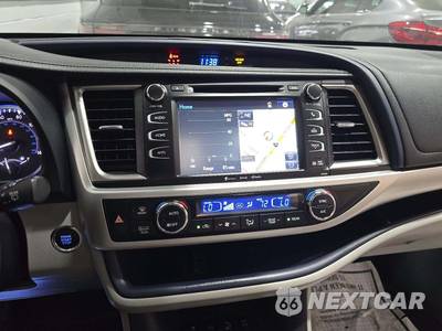 2019 Toyota Highlander XLE - zdjęcie 10 z 21 - miniatura