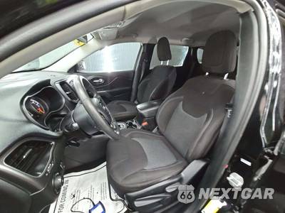 2019 Jeep Cherokee Latitude - zdjęcie 3 z 22 - miniatura