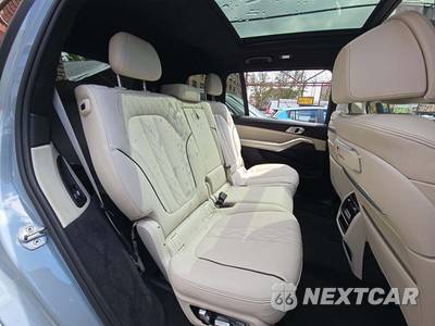 2024 BMW X7 Sports Activity Vehicle xDrive40i M SPORT LINE - zdjęcie 17 z 23 - miniatura