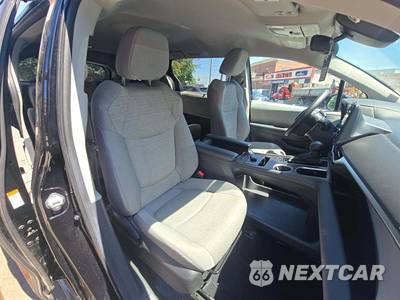 2024 Toyota Sienna LE 8-Passenger 120.5" WB - zdjęcie 19 z 26 - miniatura