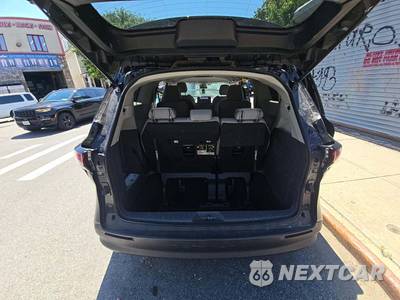 2024 Toyota Sienna LE 8-Passenger 120.5" WB - zdjęcie 15 z 26 - miniatura