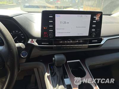 2024 Toyota Sienna LE 8-Passenger 120.5" WB - zdjęcie 10 z 26 - miniatura