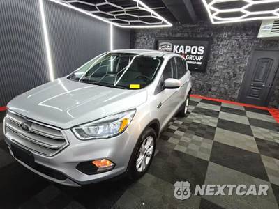 2019 Ford Escape SE - zdjęcie 1 z 18 - miniatura