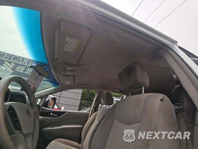 2016 Nissan Quest SV 118.1" WB - zdjęcie 11 z 26 - miniatura