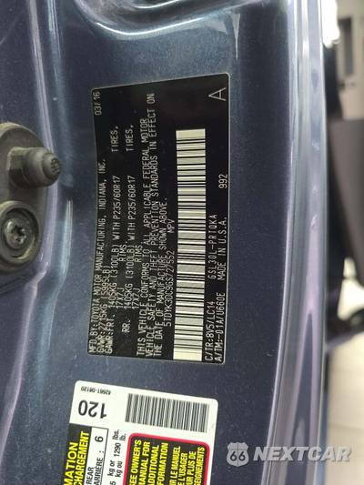 2016 Toyota Sienna XLE 8-Passenger 119.3" WB - zdjęcie 5 z 24 - miniatura