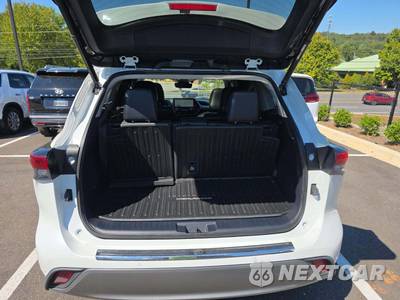 2023 Toyota Highlander Platinum - zdjęcie 12 z 24 - miniatura