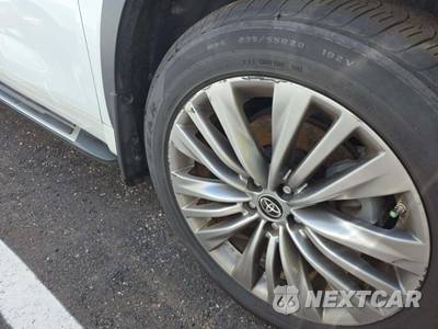 2023 Toyota Highlander Platinum - zdjęcie 22 z 24 - miniatura