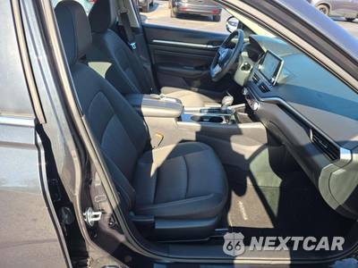 2021 Nissan Altima SV - zdjęcie 15 z 31 - miniatura
