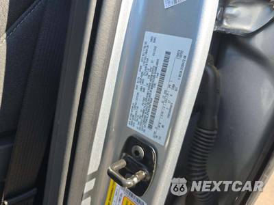 2025 Ford F-150 XLT Crew Cab Short Bed - zdjęcie 2 z 28 - miniatura