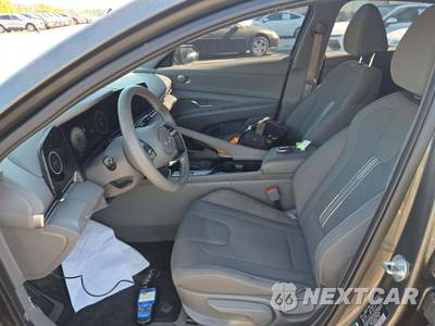 2025 Hyundai Elantra SEL Convenience - zdjęcie 3 z 22 - miniatura