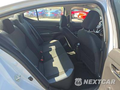 2024 Nissan Versa SV - zdjęcie 13 z 24 - miniatura