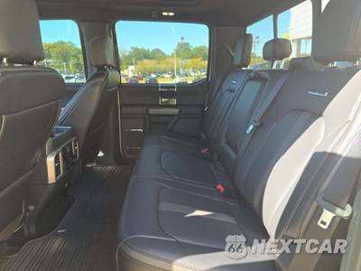 2022 Ford Super Duty F-250 Platinum Crew Cab Medium Bed - zdjęcie 13 z 22 - miniatura