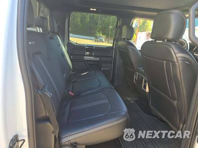 2022 Ford Super Duty F-250 Platinum Crew Cab Medium Bed - zdjęcie 16 z 22 - miniatura