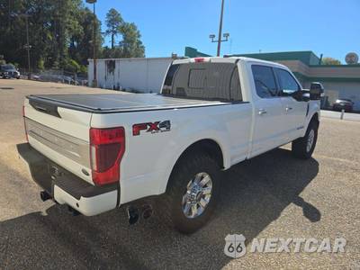 2022 Ford Super Duty F-250 Platinum Crew Cab Medium Bed - zdjęcie 3 z 22 - miniatura