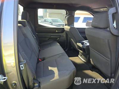2025 Toyota Tundra SR5 Crew Cab Short Bed - zdjęcie 16 z 29 - miniatura