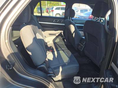 2017 Ford Explorer XLT - zdjęcie 17 z 32 - miniatura