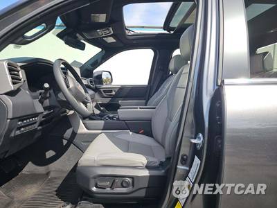 2025 Toyota Tundra Limited Crew Cab Short Bed - zdjęcie 3 z 20 - miniatura