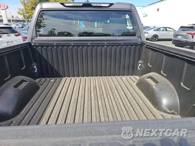 2025 Toyota Tundra Limited Crew Cab Short Bed - zdjęcie 11 z 20 - miniatura
