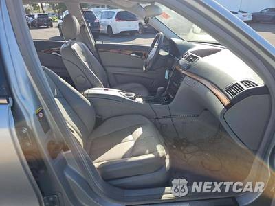 2004 Mercedes-Benz E 320 Sedan - zdjęcie 15 z 30 - miniatura