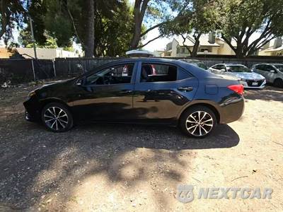 2017 Toyota Corolla SE Sedan - zdjęcie 3 z 31 - miniatura