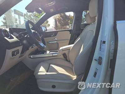 2026 Mercedes-Benz GLB 250 - zdjęcie 3 z 19 - miniatura