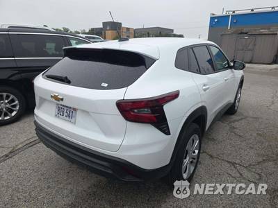 2026 Chevrolet Trax LS - zdjęcie 3 z 20 - miniatura