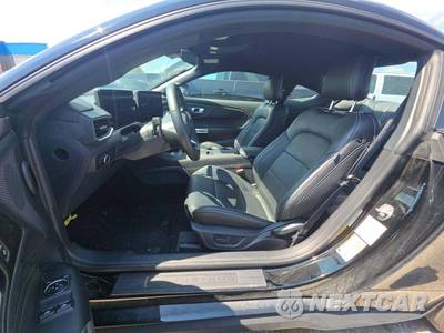 2026 Ford Mustang EcoBoost Premium Coupe - zdjęcie 6 z 20 - miniatura
