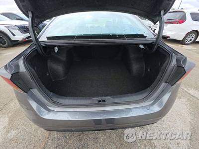 2026 Nissan Altima SR - zdjęcie 14 z 20 - miniatura