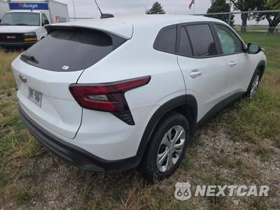 2026 Chevrolet Trax LS - zdjęcie 3 z 20 - miniatura