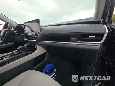 2026 Toyota Grand Highlander XLE - zdjęcie 17 z 18 - miniatura