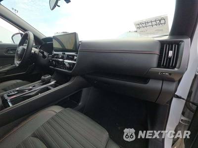 2026 Nissan Pathfinder Rock Creek - zdjęcie 15 z 16 - miniatura