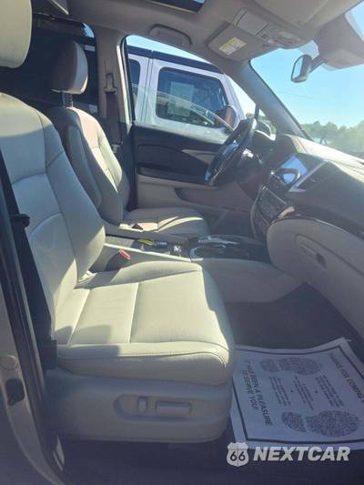 2017 Honda Pilot Touring - zdjęcie 19 z 27 - miniatura