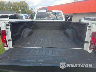 2014 Ram 2500 Tradesman Crew Cab Long Bed - zdjęcie 14 z 24 - miniatura