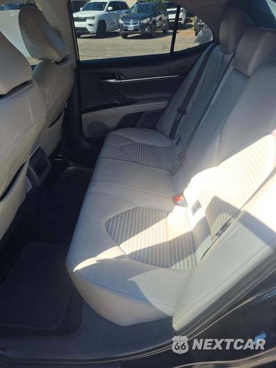 2022 Toyota Camry SE - zdjęcie 13 z 22 - miniatura