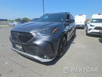 2023 Toyota Highlander XSE - zdjęcie 1 z 23 - miniatura