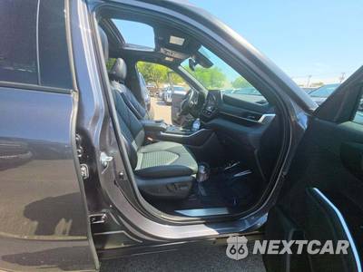 2023 Toyota Highlander XSE - zdjęcie 16 z 23 - miniatura