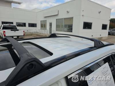 2025 Toyota RAV4 XLE Premium - zdjęcie 12 z 20 - miniatura
