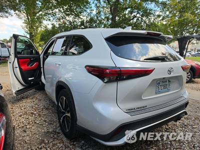 2022 Toyota Highlander XSE - zdjęcie 2 z 21 - miniatura