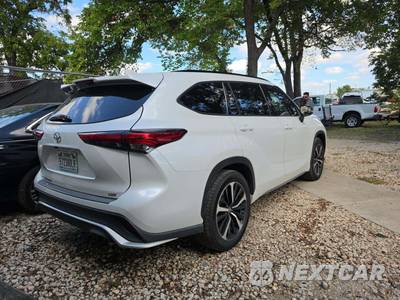 2022 Toyota Highlander XSE - zdjęcie 3 z 21 - miniatura