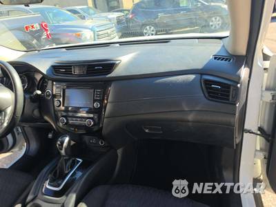 2019 Nissan Rogue SV - zdjęcie 19 z 20 - miniatura