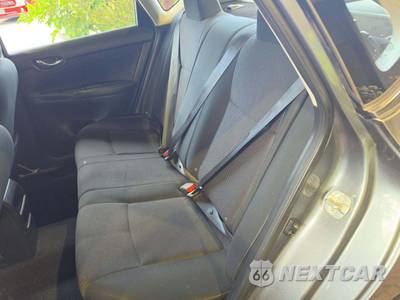 2019 Nissan Sentra S - zdjęcie 13 z 20 - miniatura