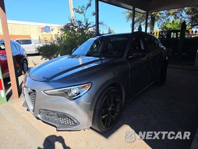 2020 Alfa Romeo Stelvio Sport - zdjęcie 1 z 20 - miniatura