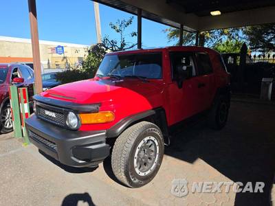 2012 Toyota FJ Cruiser w/Rear Doors - zdjęcie 1 z 20 - miniatura
